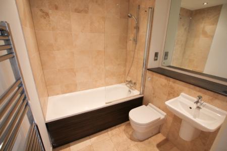 2 bedroom Flat to let in Alexandra Tower, 19 Princes Parade, L3