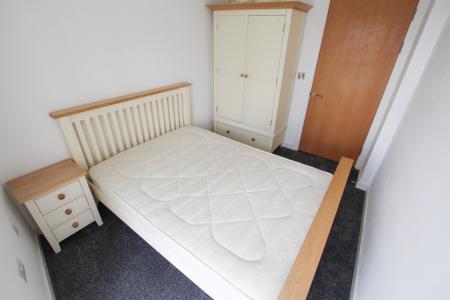 2 bedroom Flat to let in Alexandra Tower, 19 Princes Parade, L3