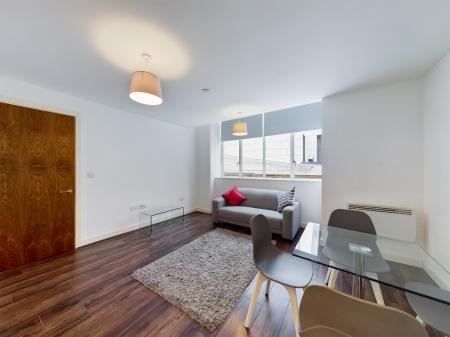 1 bedroom Flat to let in The Strand, 7, L2