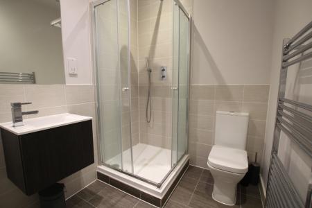 2 bedroom Flat to let in Orleans House, Edmund Street, L3