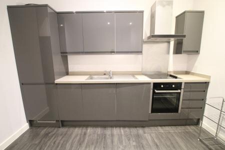 2 bedroom Flat to let in Orleans House, Edmund Street, L3
