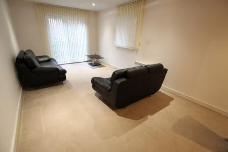 2 bedroom Flat to let in Kaber Court, Horsfall Street, L8