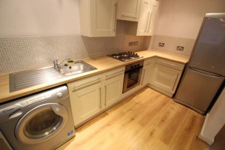 2 bedroom Flat to let in Kaber Court, Horsfall Street, L8