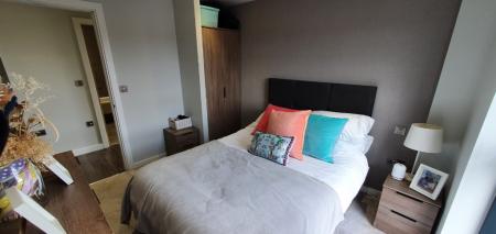 2 bedroom Flat to let in Ropemaker Place, 93 Renshaw Street, L1