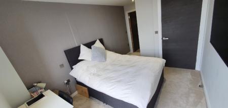 2 bedroom Flat to let in Ropemaker Place, 93 Renshaw Street, L1