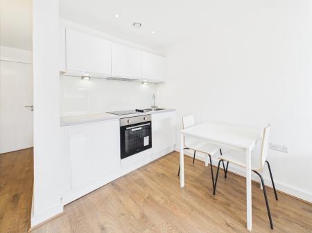 1 bedroom Studio flat to let in Wolstenholme Square, Block C, 2 Nation Way, L1
