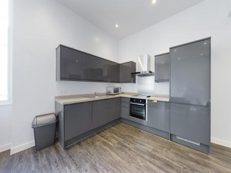 2 bedroom Flat to let in Orleans House, 19 Edmund Street, L3