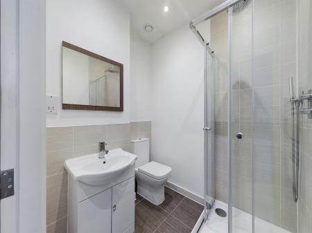 2 bedroom Flat to let in Orleans House, 19 Edmund Street, L3