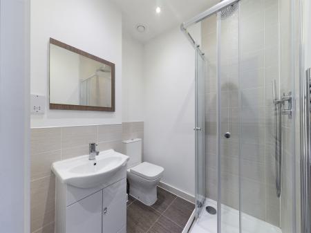 2 bedroom Flat to let in Orleans House, 19 Edmund Street, L3
