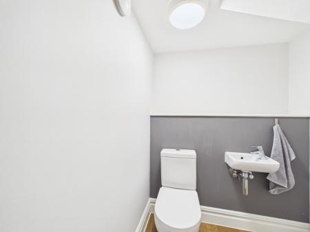 4 bedroom Terraced House to let in Catherine Street, L8