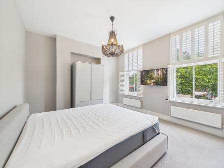 4 bedroom Terraced House to let in Catherine Street, L8