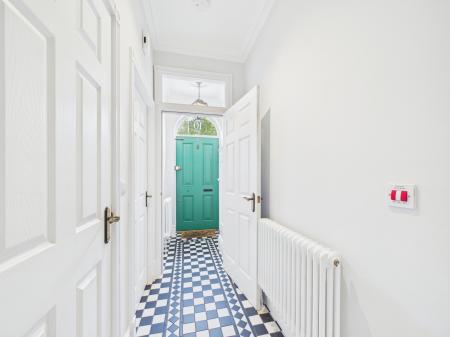 4 bedroom Terraced House to let in Catherine Street, L8