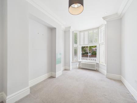 4 bedroom Terraced House to let in Catherine Street, L8