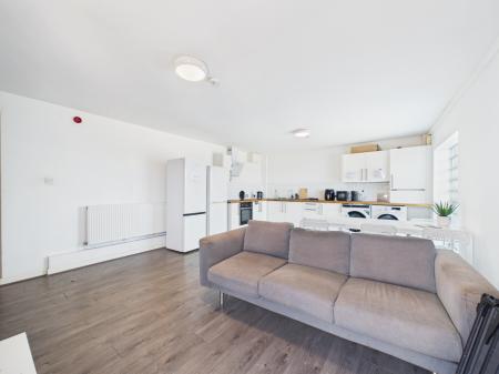 0 bedroom House share to let in Windsor House, 72-74 Durning Road, L7