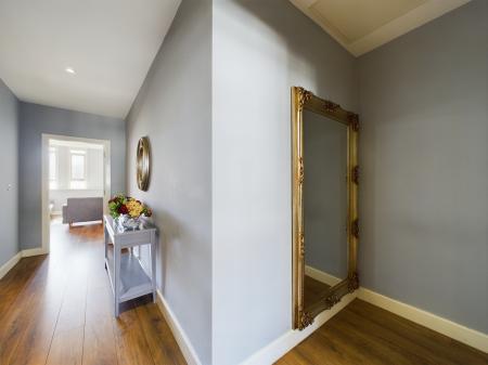 2 bedroom Flat to let in West Africa House, 25 Water Street, L2 0RG