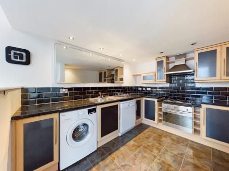 2 bedroom Flat to let in 15 Hatton Garden, City Centre, Liverpool, L3