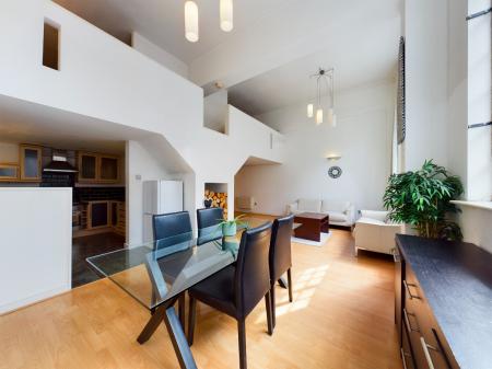 2 bedroom Flat to let in 15 Hatton Garden, City Centre, Liverpool, L3