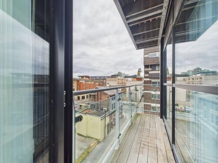 2 bedroom Flat to let in Hamilton House, 26 Pall Mall, Liverpool, L3