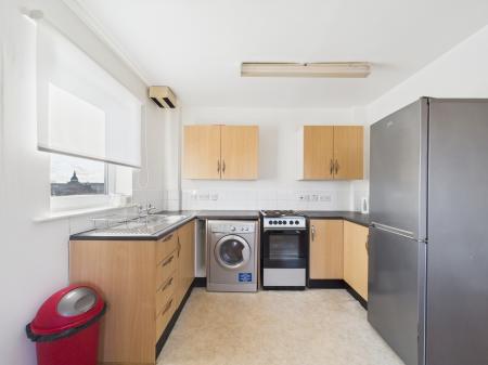 2 bedroom Flat to let in Upper Parliament Street, 150, L8