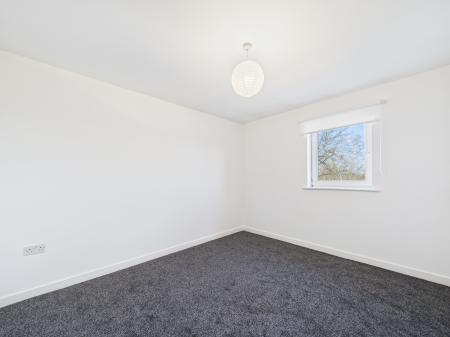 2 bedroom Flat to let in Upper Parliament Street, 150, L8