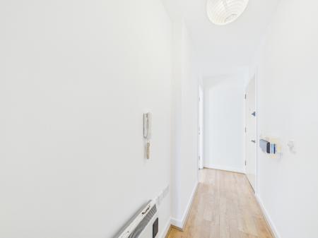 2 bedroom Flat to let in Upper Parliament Street, 150, L8