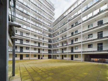 2 bedroom Flat to let in Kings Dock Mill, 32 Tabley Street, L1
