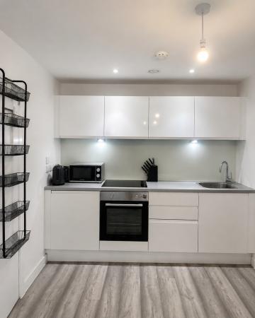 1 bedroom Flat to let in Wolstenholme Square, Block B, 2 Nation Way, L1