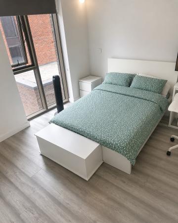 1 bedroom Flat to let in Wolstenholme Square, Block B, 2 Nation Way, L1