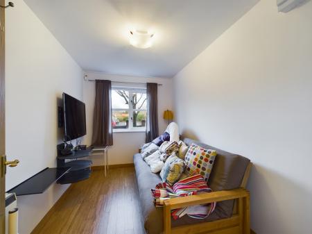 2 bedroom Flat to let in The Anchorage, L3 4DX