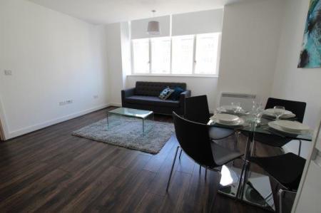1 bedroom Flat to let in The Strand, 7, L2