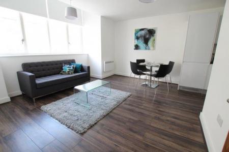 1 bedroom Flat to let in The Strand, 7, L2