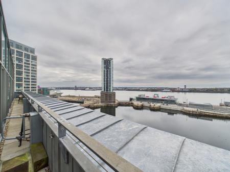2 bedroom Flat to let in Waterside, 10 William Jessop Way, Liverpool, L3 1DF