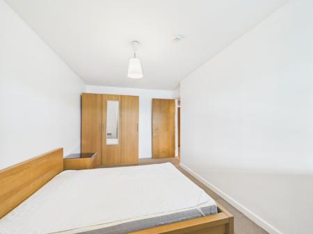 2 bedroom Flat to let in The Reach, 39 Leeds Street, L3 2DB