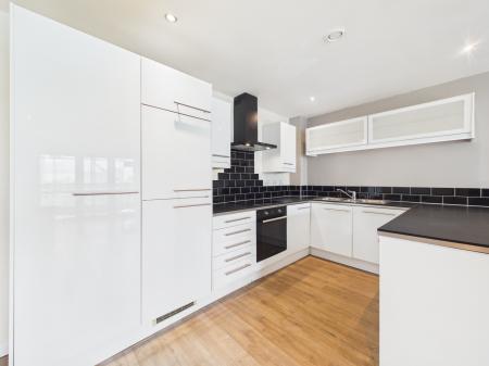 2 bedroom Flat to let in The Reach, 39 Leeds Street, L3 2DB