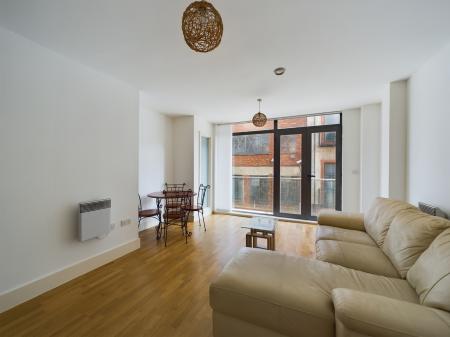 1 bedroom Flat to let in The Circle 109, 76 Henry Street, L1 5BU