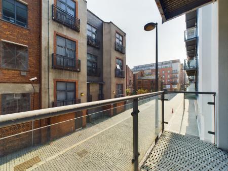 1 bedroom Flat to let in The Circle 109, 76 Henry Street, L1 5BU