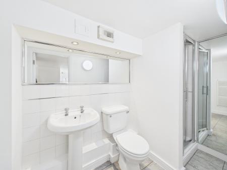 2 bedroom Apartment to let in Hatton Garden, 15, L3 2HA