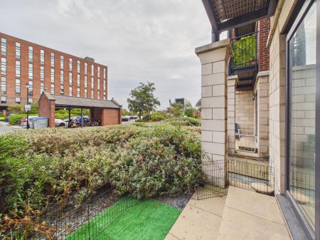 2 bedroom Flat to let in Waterloo Quay, Liverpool, L3 0BS