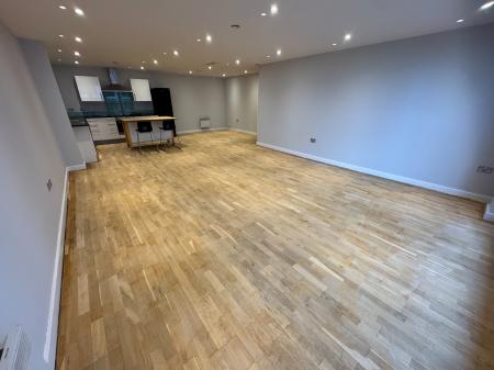2 bedroom Flat to let in The Reach, 39 Leeds Street, L3