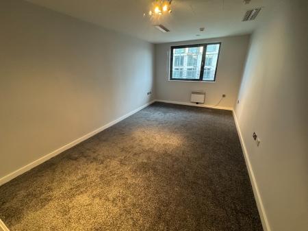 2 bedroom Flat to let in The Reach, 39 Leeds Street, L3
