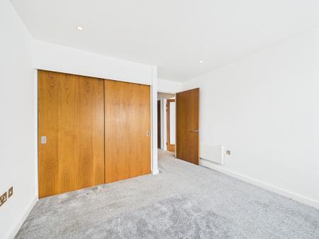 1 bedroom Flat to let in Waterside, 10 William Jessop Way, L3 1DX