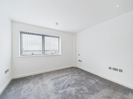1 bedroom Flat to let in Waterside, 10 William Jessop Way, L3 1DX