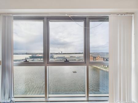 1 bedroom Flat to let in Waterside, 10 William Jessop Way, L3 1DX