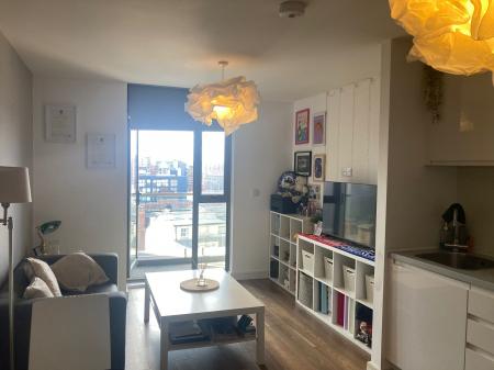 1 bedroom Flat to let in Block D Wolstenholme Square, 3 Parr St, Liverpool, L1 4EW