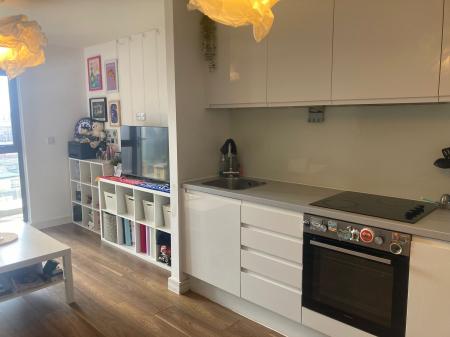 1 bedroom Flat to let in Block D Wolstenholme Square, 3 Parr St, Liverpool, L1 4EW