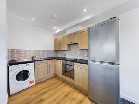 2 bedroom Flat to let in Kaber Court, Horsfall Street, L8