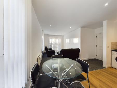 2 bedroom Flat to let in Kaber Court, Horsfall Street, L8