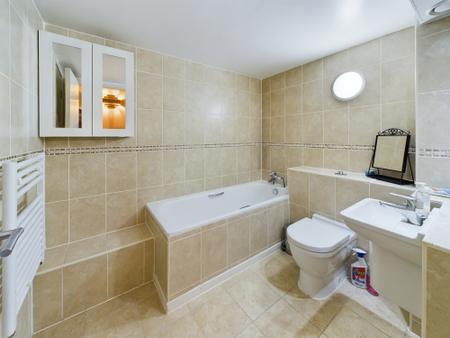 1 bedroom Flat to let in 8 Old Hall Street, City Centre, Liverpool, L3