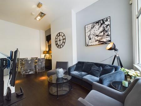 1 bedroom Flat to let in 8 Old Hall Street, City Centre, Liverpool, L3