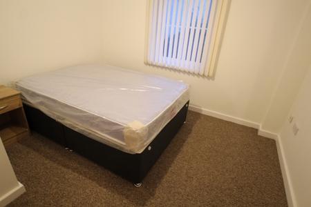 2 bedroom Flat to let in Kaber Ct, Horsfall St, Liverpool, L8 6RY